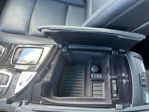 Used 2016 BMW 528i xDrive 528i xDrive w/ Premium Package image 17