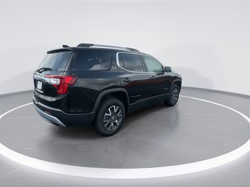 Used 2023 GMC Acadia SLE w/ Driver Convenience Package image 8