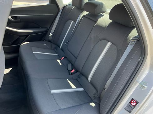 Used 2021 Hyundai Sonata SEL w/ Convenience Package FWD image 19