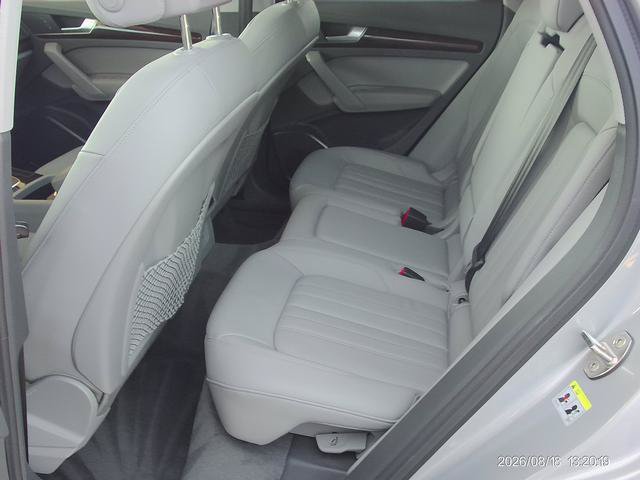 Used 2020 Audi Q5 2.0T Premium w/ Convenience Package AWD/4WD image 5