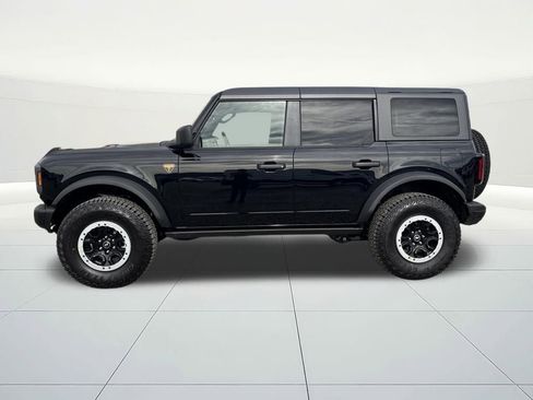 New 2026 Ford Bronco Badlands image 3