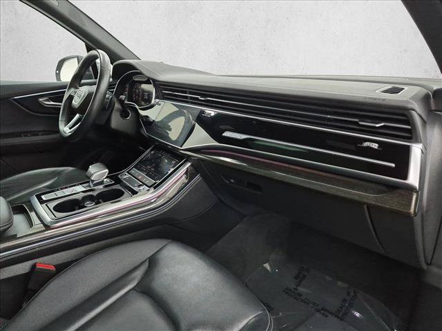 Used 2025 Audi Q7 3.0T Premium Plus AWD/4WD image 26
