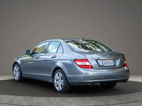Used 2009 Mercedes-Benz C 300 Sedan image 6