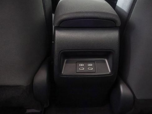 Used 2024 Toyota Corolla LE image 41