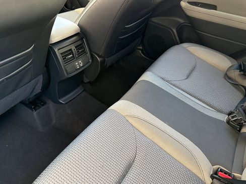 Used 2025 Subaru Forester Premium image 25