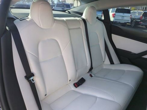 Used 2019 Tesla Model 3 Standard Range Plus image 30