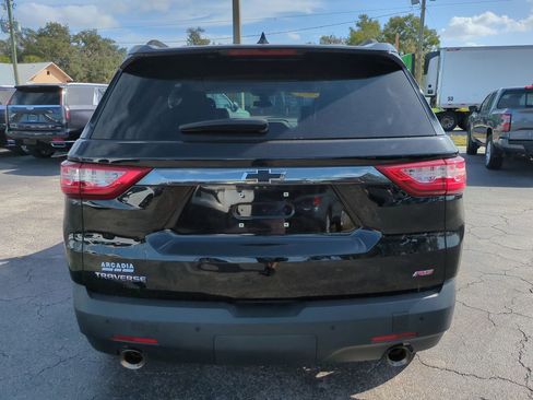 Used 2021 Chevrolet Traverse RS image 5