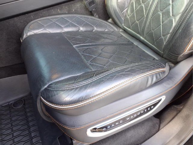 Used 2022 Jeep Grand Wagoneer Series III w/ Rear Seat Video Group 1 AWD/4WD image 13