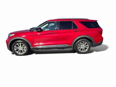 Used 2021 Ford Explorer Limited w/ Equipment Group 301A image 7