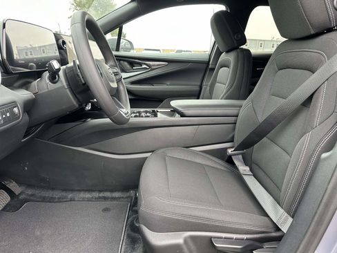 New 2026 Chevrolet Blazer EV LT image 21