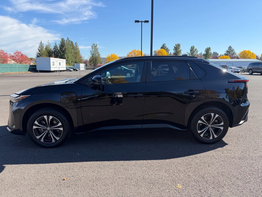 Used 2024 Toyota bZ4X AWD w/ Weather Package image 5
