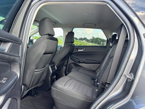 Used 2021 Ford Edge SE w/ Cargo Accessory Package FWD image 13