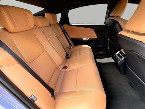 Used 2026 Lexus ES 350e w/ Convenience Package FWD image 19
