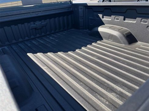 Certified 2025 Chevrolet Silverado 2500 ZR2 w/ Technology Package image 32