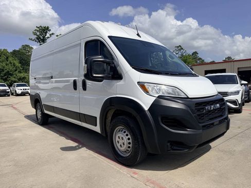 Used 2023 RAM ProMaster 2500 FWD image 4