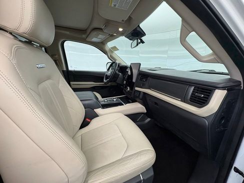 Used 2023 Ford Expedition Max Platinum AWD/4WD image 13