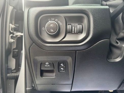 Used 2020 RAM 1500 Laramie image 17