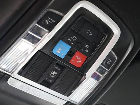Used 2025 RAM 1500 Big Horn AWD/4WD image 41