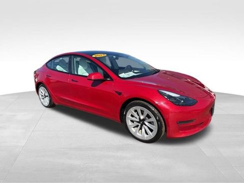Used 2022 Tesla Model 3 Long Range image 3