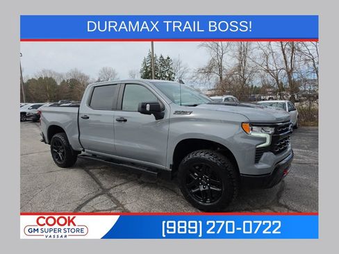 Used 2024 Chevrolet Silverado 1500 LT Trail Boss w/ Convenience Package II image 1