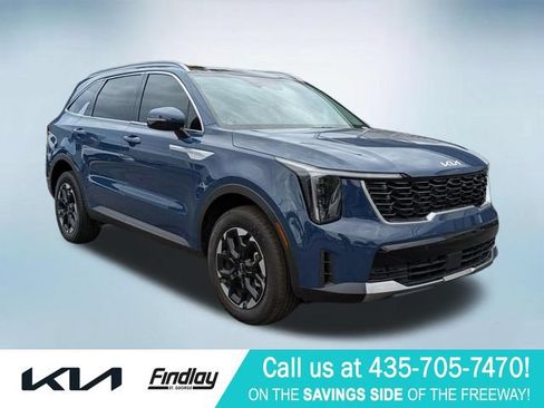 Used 2025 Kia Sorento S w/ Panoramic Sunroof Package AWD/4WD image 9