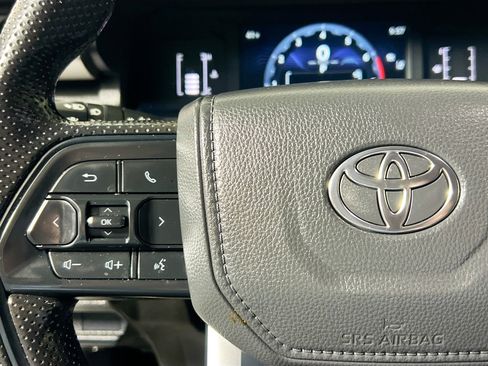 Used 2024 Toyota Tacoma SR5 image 18