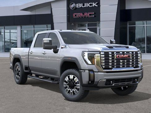 New 2026 GMC Sierra 3500 Denali w/ Denali Reserve Package image 7