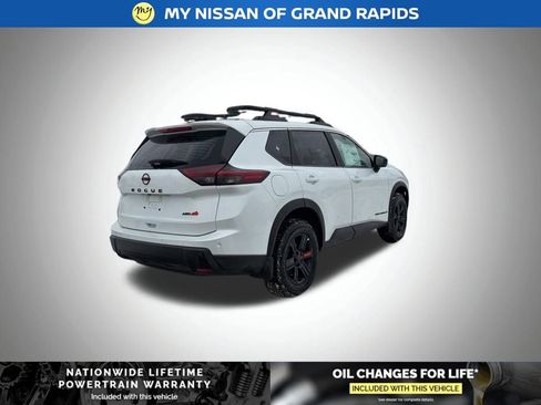 New 2026 Nissan Rogue SV image 5