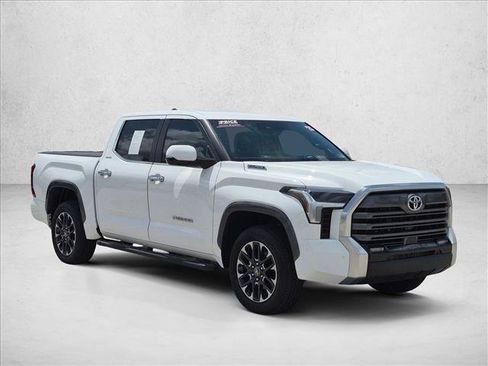 Certified 2025 Toyota Tundra Limited AWD/4WD image 3