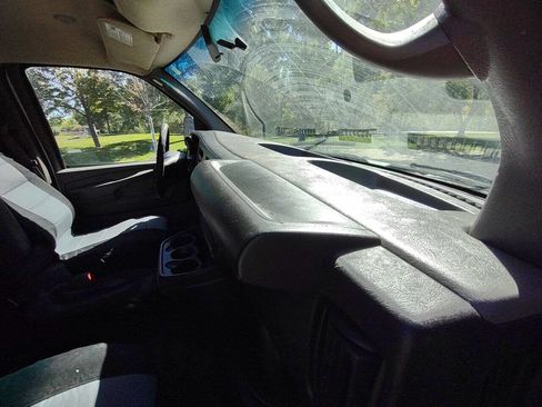 Used 2014 Chevrolet Express 1500 LS image 13