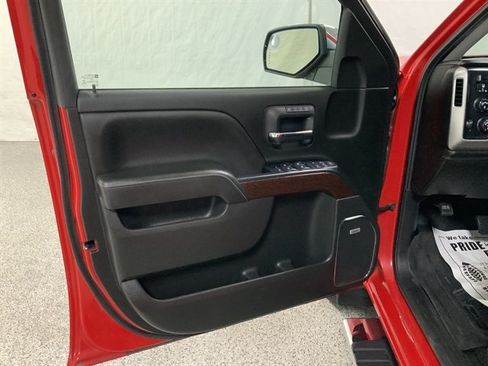 Used 2018 GMC Sierra 1500 SLT AWD/4WD image 17