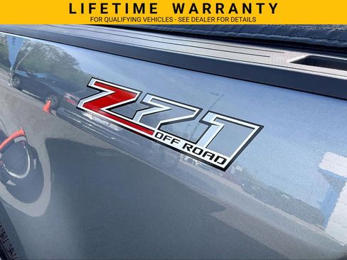 Used 2020 Chevrolet Colorado Z71 AWD/4WD image 8