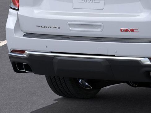 New 2026 GMC Yukon XL Denali image 14