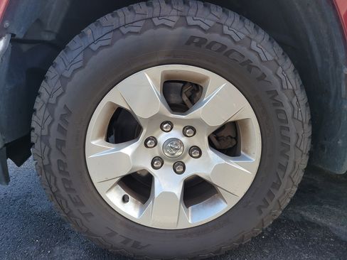 Used 2019 RAM 1500 Big Horn image 8