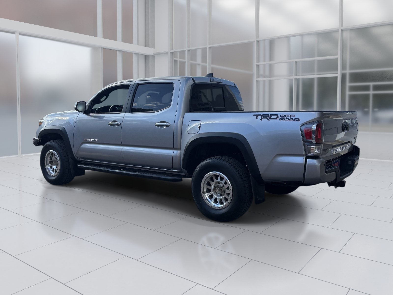 Used 2021 Toyota Tacoma TRD Off-Road w/ Technology Package RWD image 4