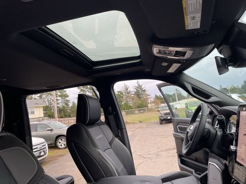 New 2025 RAM 2500 Laramie image 18