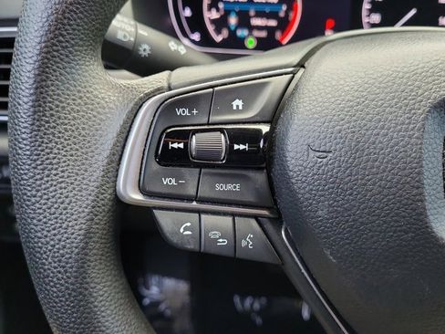 Used 2019 Honda Accord LX image 11