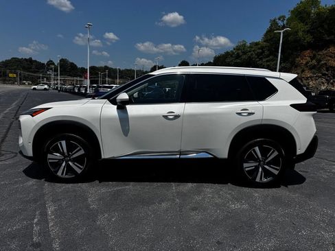 Certified 2023 Nissan Rogue SL w/ SL Premium Package FWD image 4