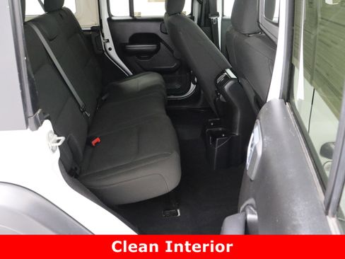 Used 2021 Jeep Wrangler Unlimited Sport image 34