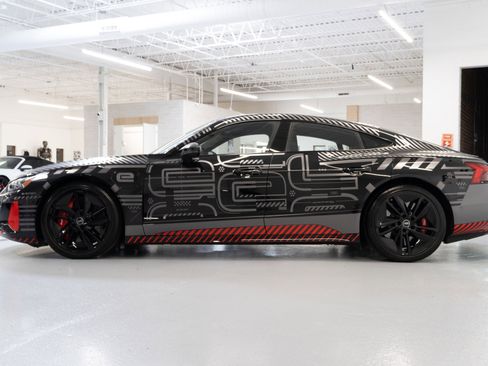 Used 2023 Audi RS e-tron GT AWD/4WD image 8