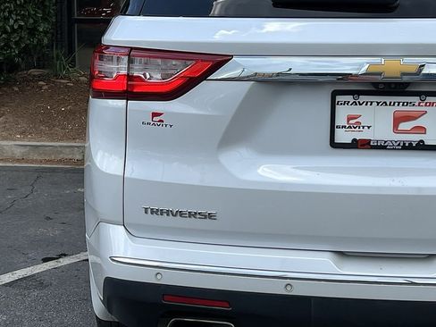 Used 2021 Chevrolet Traverse Premier w/ LPO, Cargo Package image 14