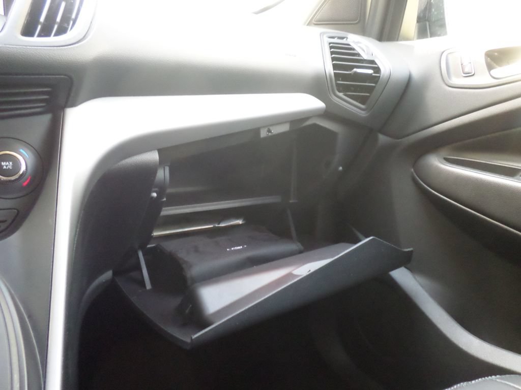 Used 2016 Ford Escape SE w/ SE Leather Comfort Package FWD image 27