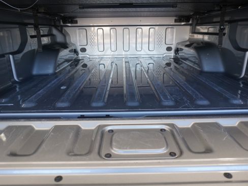 Used 2021 Jeep Gladiator Sport image 28