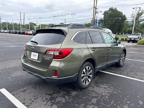 Used 2015 Subaru Outback 2.5i Limited AWD/4WD image 7