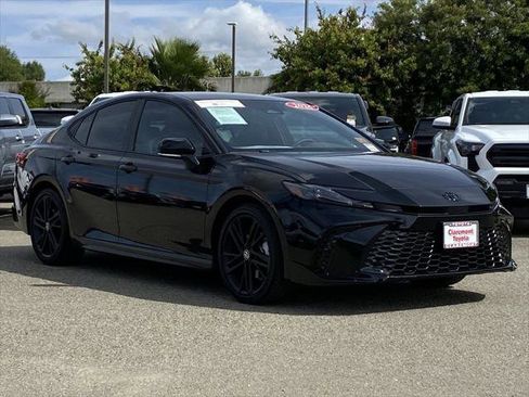 Certified 2026 Toyota Camry Hybrid FWD image 44