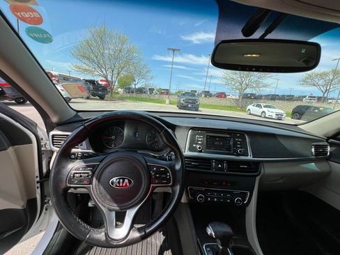 Used 2016 Kia Optima EX w/ Paint Protection Film Package image 37