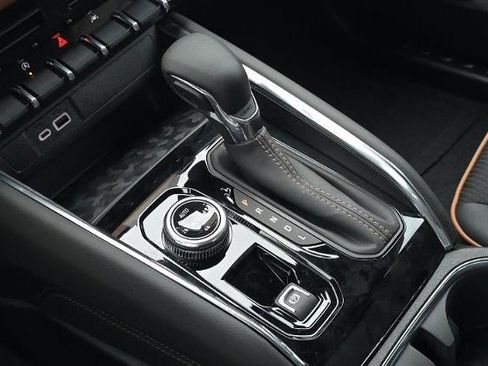 New 2026 GMC Canyon AT4 AWD/4WD image 23