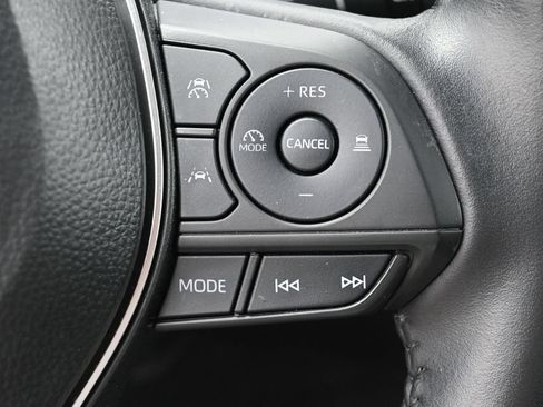 Certified 2024 Toyota Corolla Cross LE w/ Moonroof Package AWD/4WD image 16