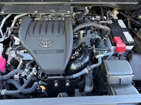 Used 2025 Toyota Highlander XSE AWD/4WD image 35