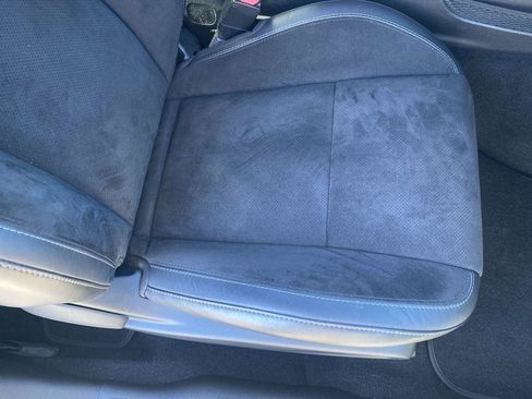 Used 2023 Dodge Challenger R/T w/ Plus Package image 21